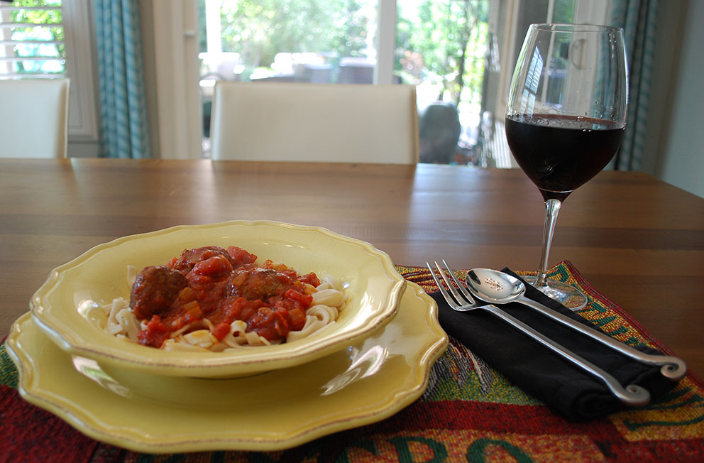 Spaghetti Sauce with Meatballs Served